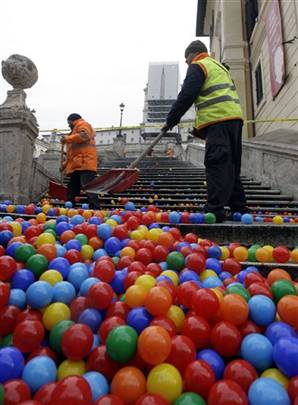 Balls flowing down Spanish Steps